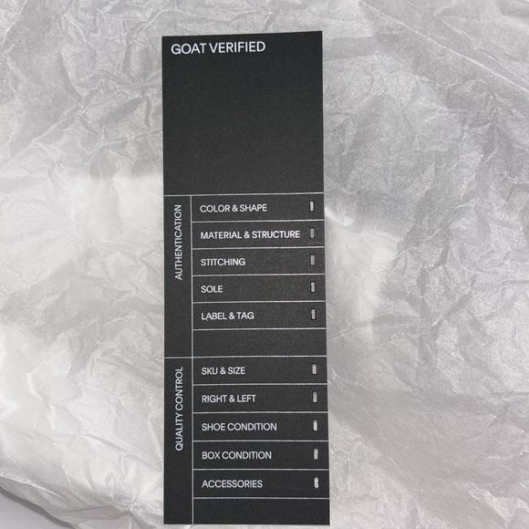 Versace Chain Reaction 'White' - Picture 16 of 17